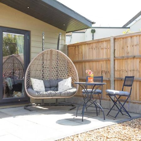 Pear Tree Cabin 위트스터블 외부 사진